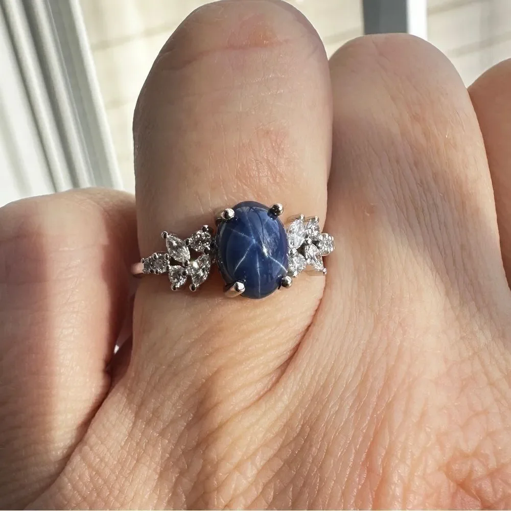 NWT 8x6mm oval cut star sapphire in 14kt WG with .26ctw diamond‎ accents!